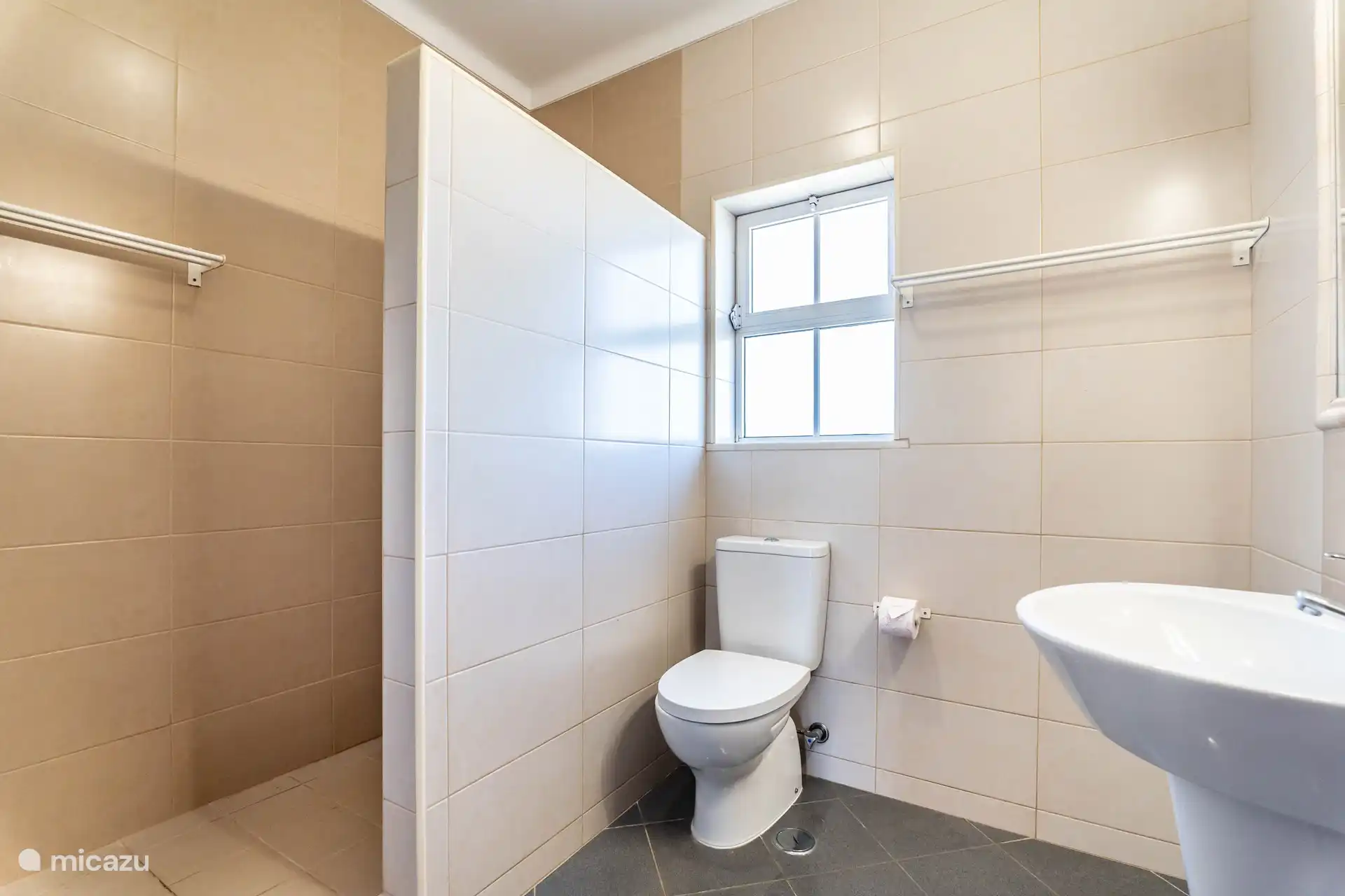 Gästebad für Schlafzimmer 1