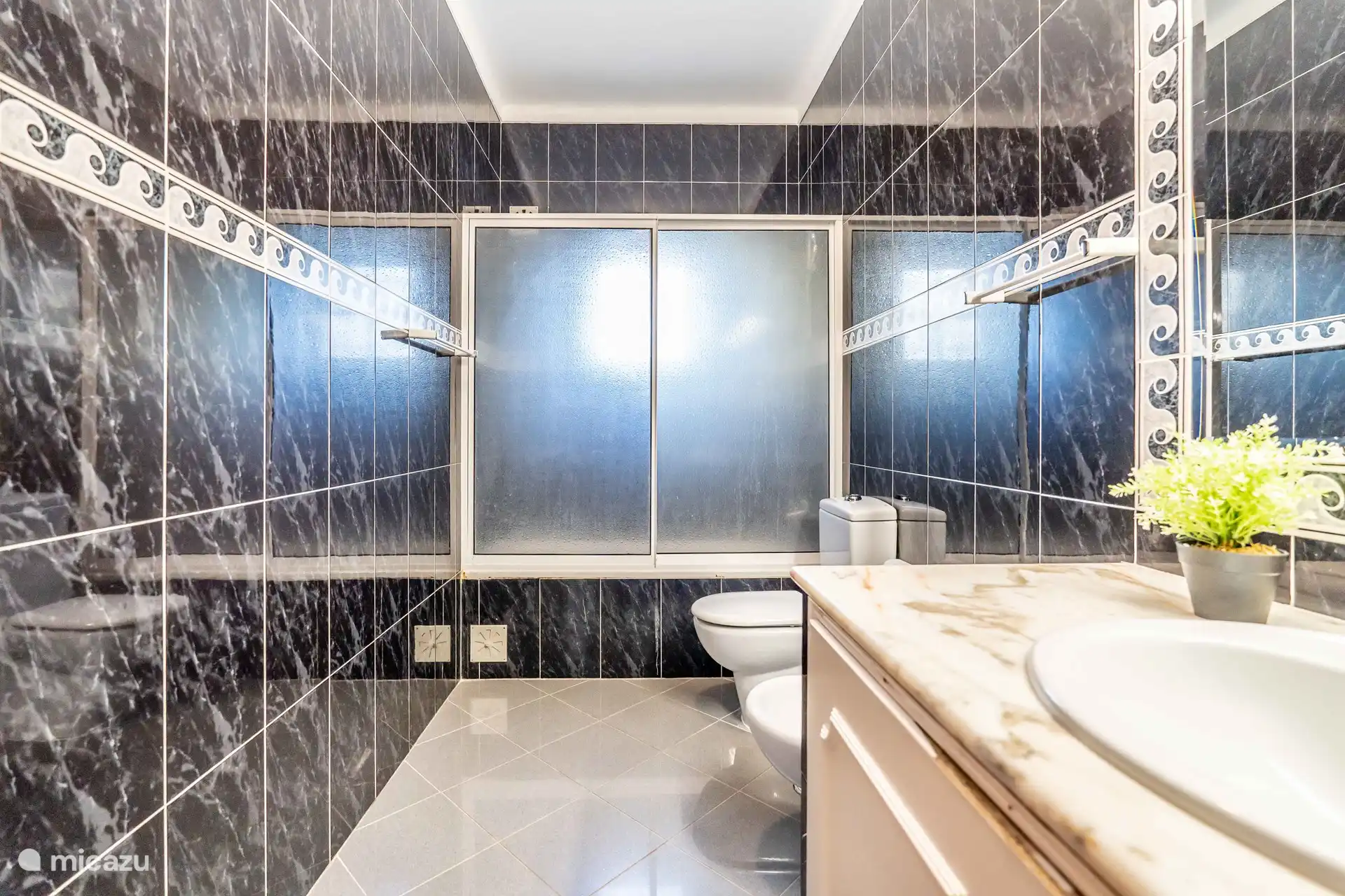 Gästebad für Schlafzimmer 3 & 5