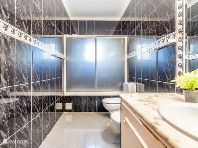 Villa Paraíso huren in Portugal, Algarve, Lagoa - vakantiehuis Gastenbadkamer voor slaapkamers 3 en 5