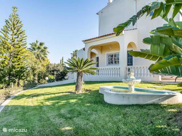 Villa Paraíso huren in Portugal, Algarve, Lagoa - vakantiehuis Tuin | Voorkant van het huis