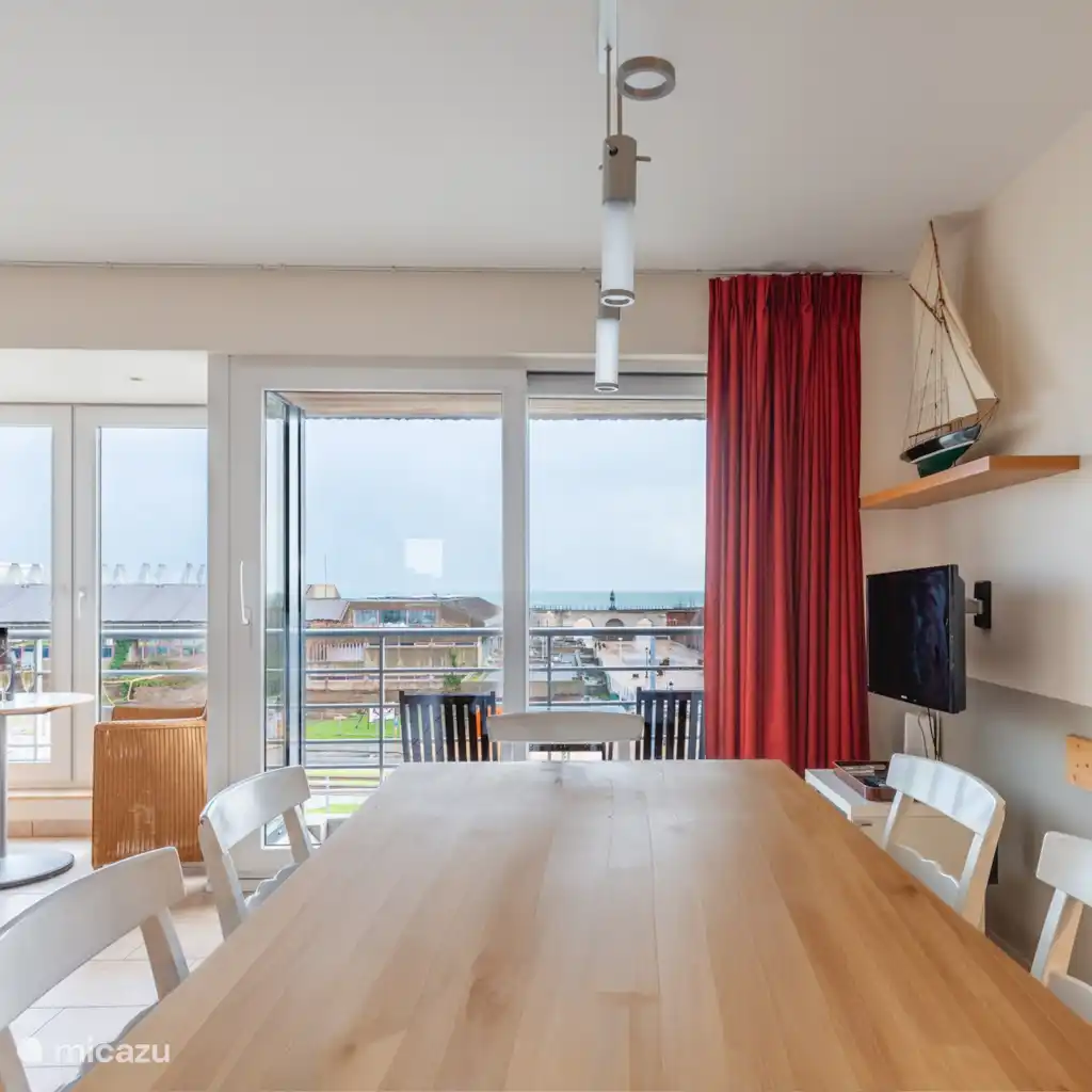 Duplex penth. frontaal zeezicht 10p