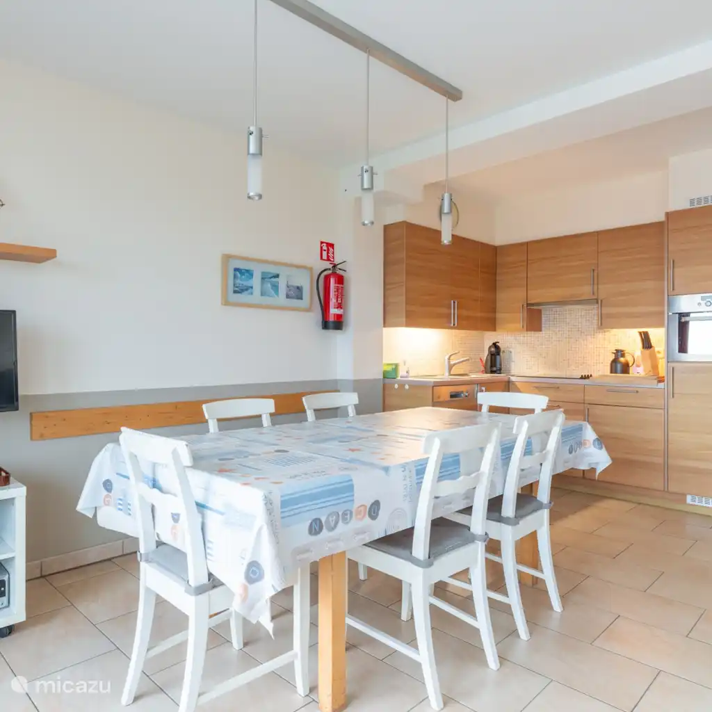 Duplex penth. frontaal zeezicht 10p