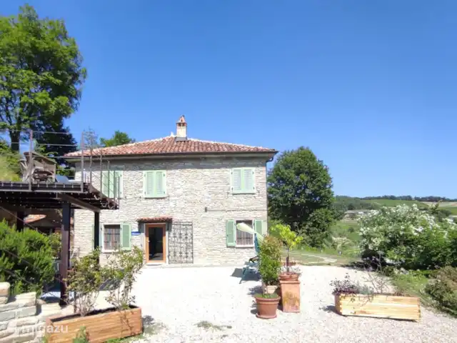 Stenen huis met zwembad, wijngaarden huren in Italië, Piëmont, Mango - villa welkom bij Casa Pian del Grillo!