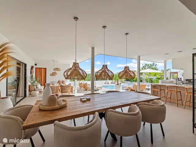 Villa Zensa - Jan Thiel | Curaçao, Banda Ariba (est), Brakkeput Abou - villa La salle à manger spacieuse.