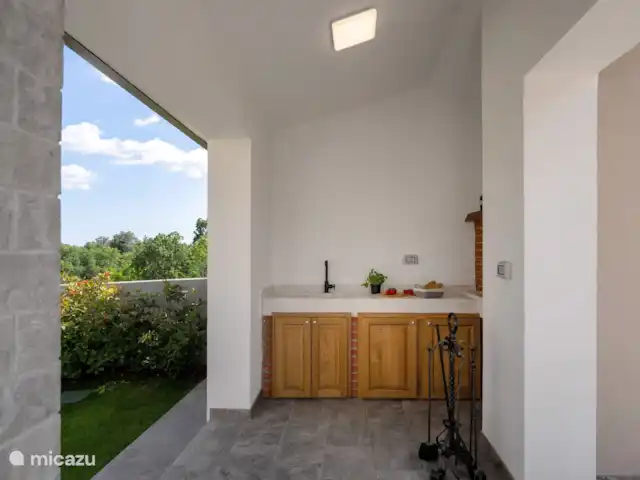 Villa Oliveto en Croacia, Istria, Labin - villa Cocina al aire libre