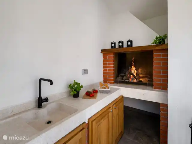 Villa Oliveto en Croacia, Istria, Labin - villa Cocina al aire libre