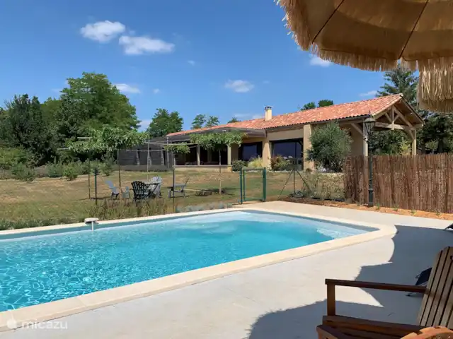 Trémouille en Francia, Dordoña, Saint-Geniès - casa vacacional Piscina privada climatizada