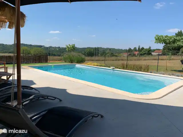 Trémouille en Francia, Dordoña, Saint-Geniès - casa vacacional Vista despejada del valle