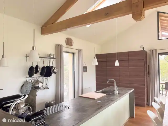 Trémouille en Francia, Dordoña, Saint-Geniès - casa vacacional Cocina