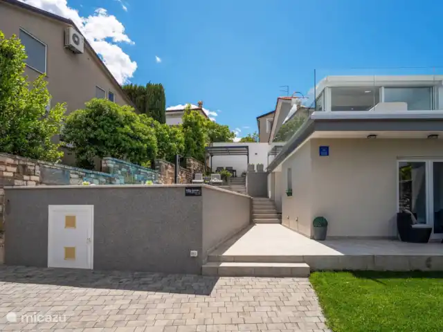 Villa Aurora huren in Kroatië, Istrië, Umag - villa entree