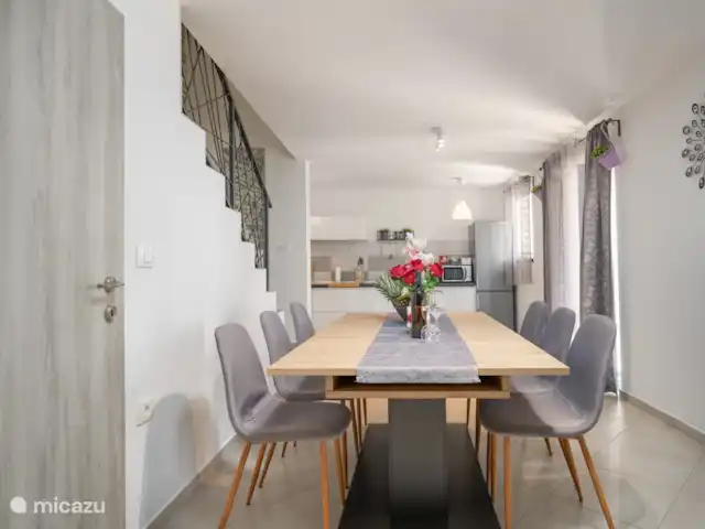 Villa Madonna delle Nevi | Croatie, Istrie, Oprtalj - villa table à manger