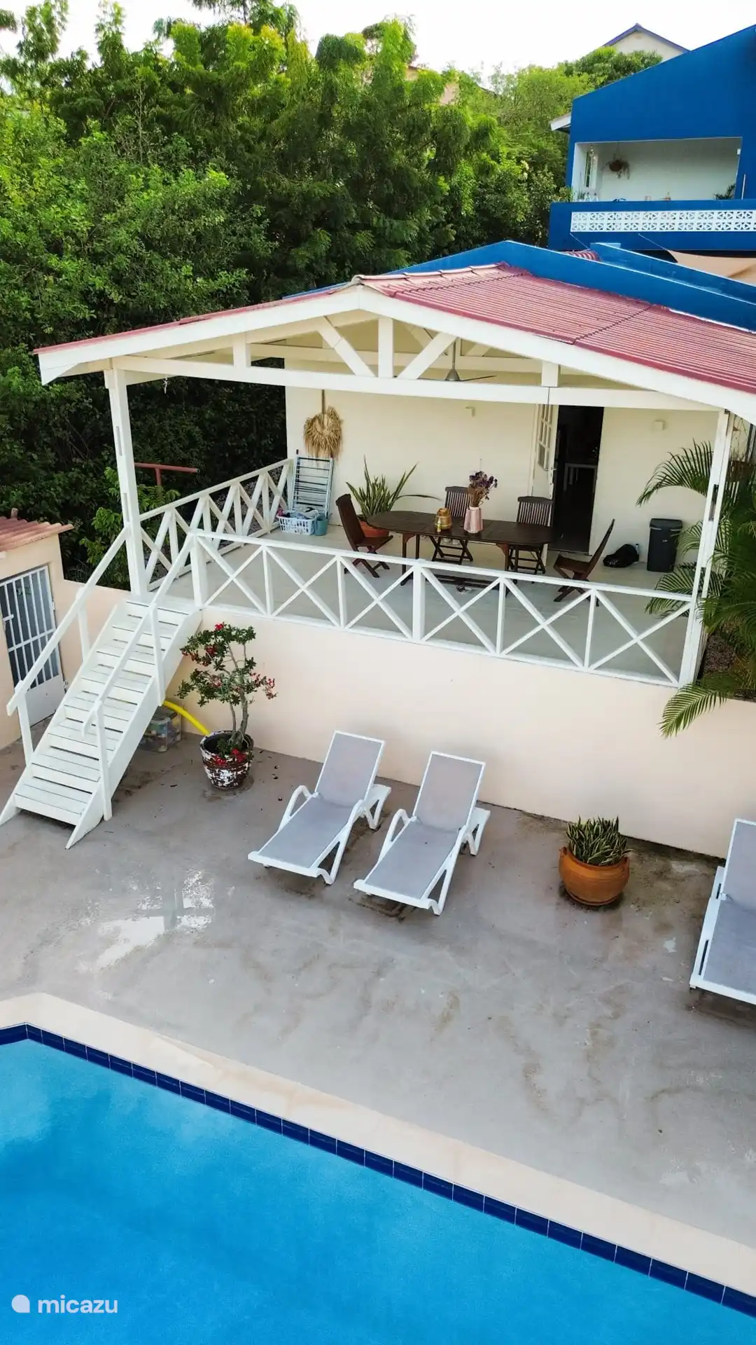 Blick auf die Veranda 