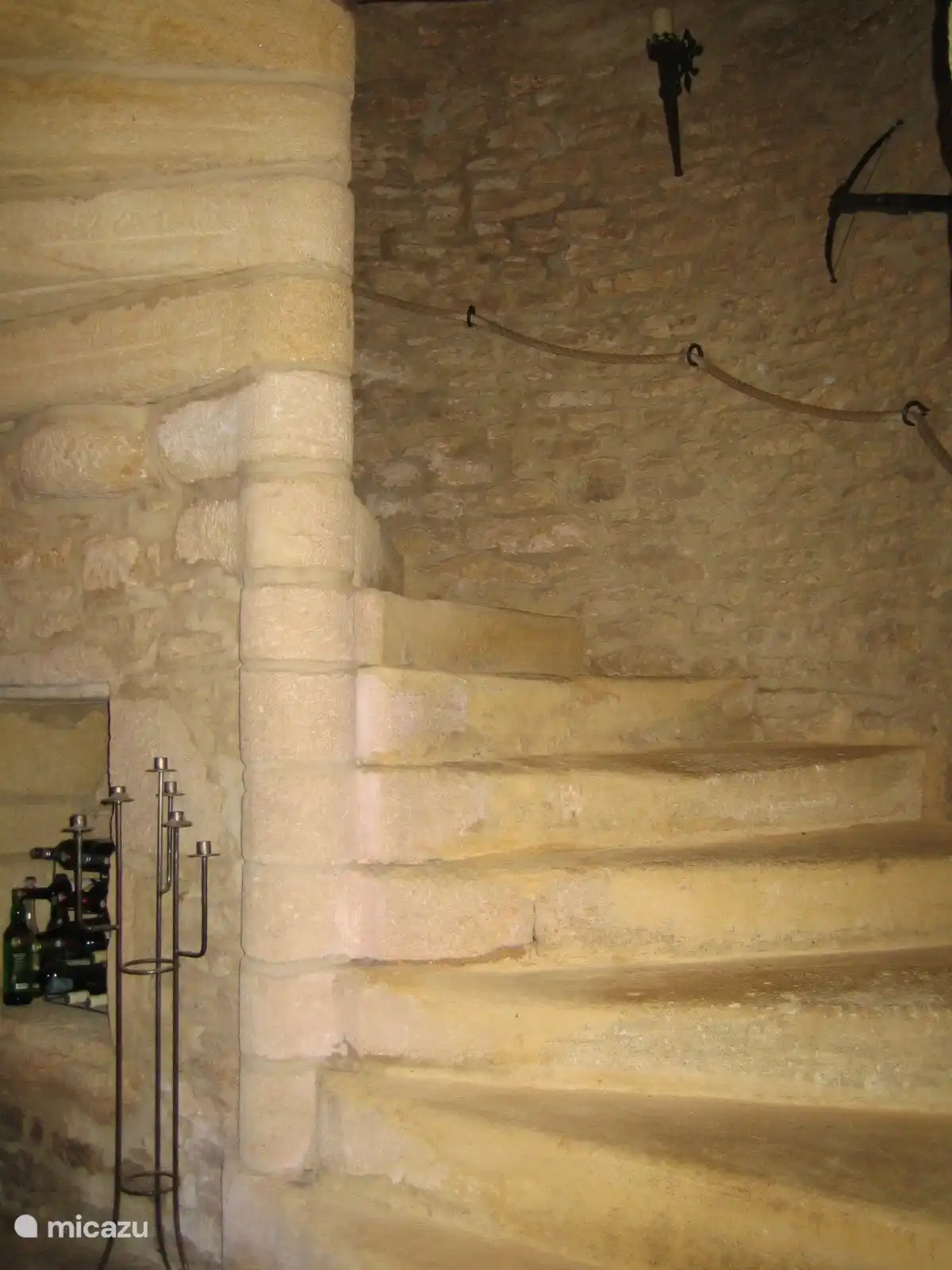 die uralte Treppe nach oben...