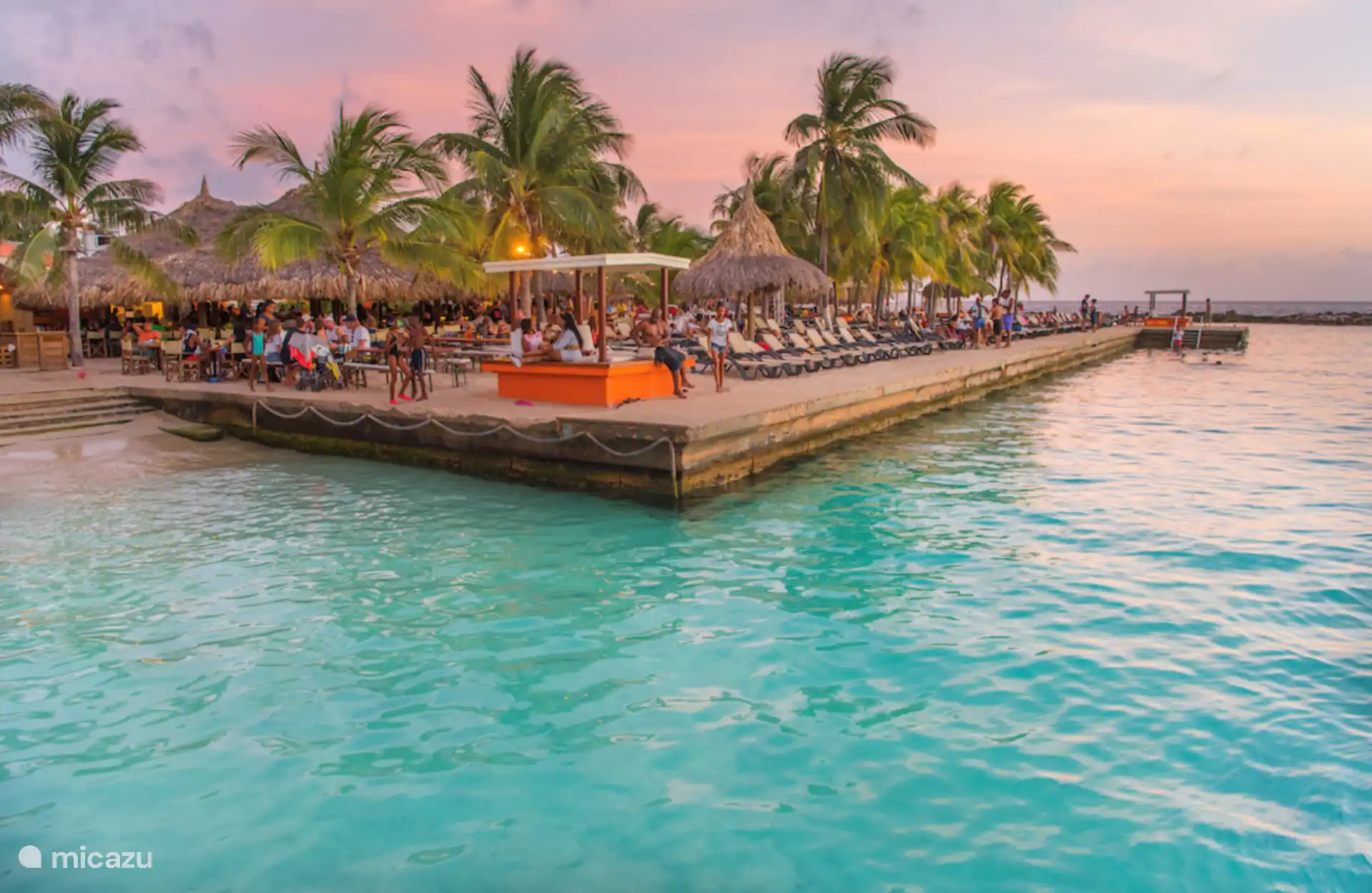 Jan Thiel is a four-minute drive away