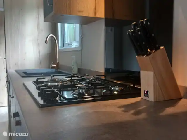 PrinceDélicieux | Pays-Bas, Gueldre, Harderwijk - chalet Cuisinière à gaz dans la cuisine