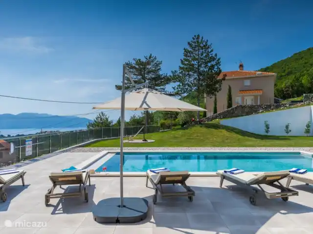 Villa Belici huren in Kroatië, Istrië, Moscenicka Draga - villa terras bij zwembad