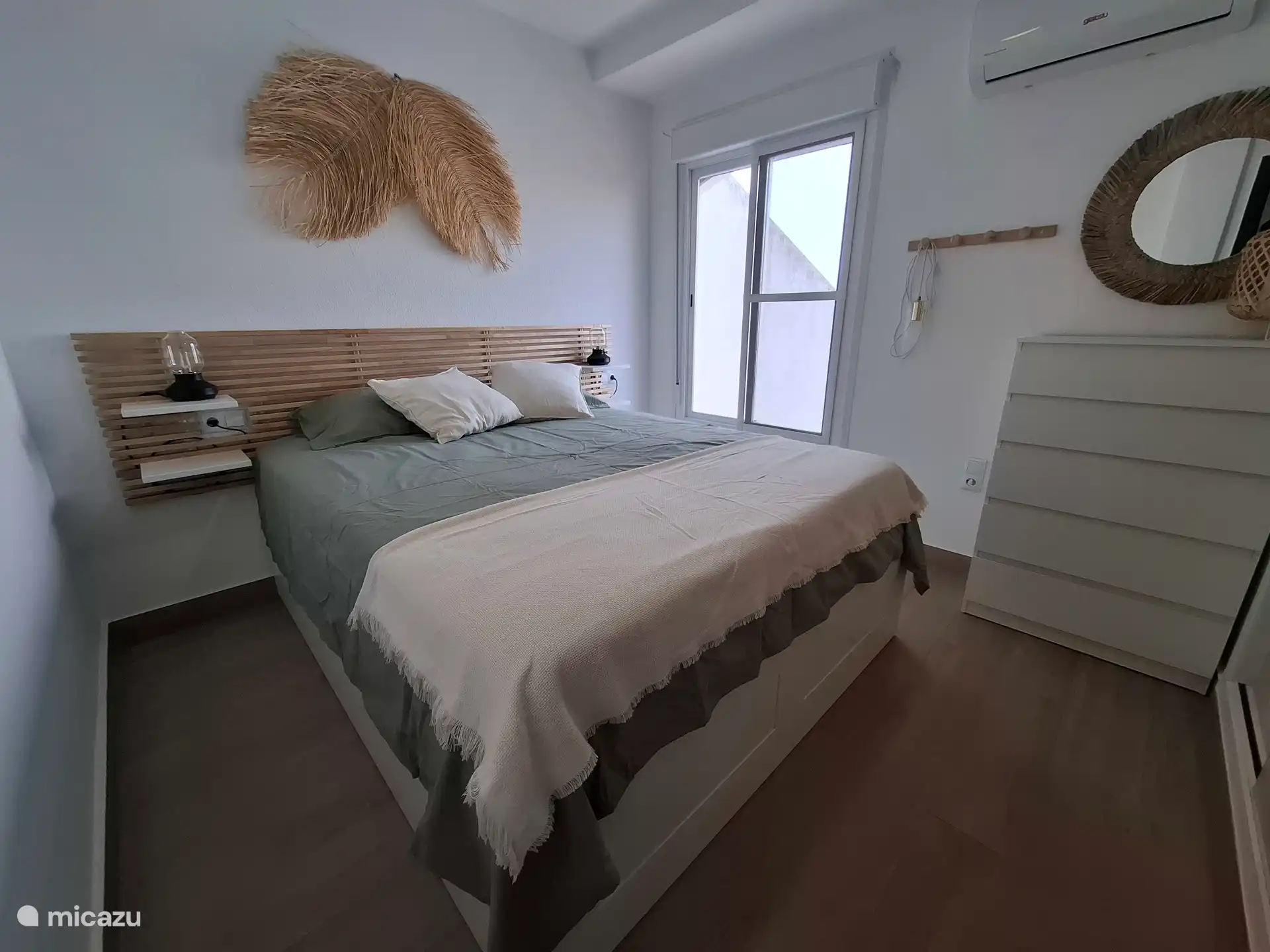 Schlafzimmer mit Klimaanlage