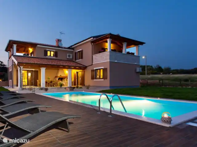 Villa Basici huren in Kroatië, Istrië, Jakovici  - villa de villa by night
