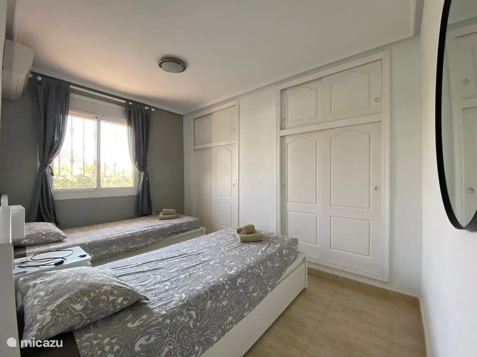 Das 2. Schlafzimmer mit den 2 Einzelbetten