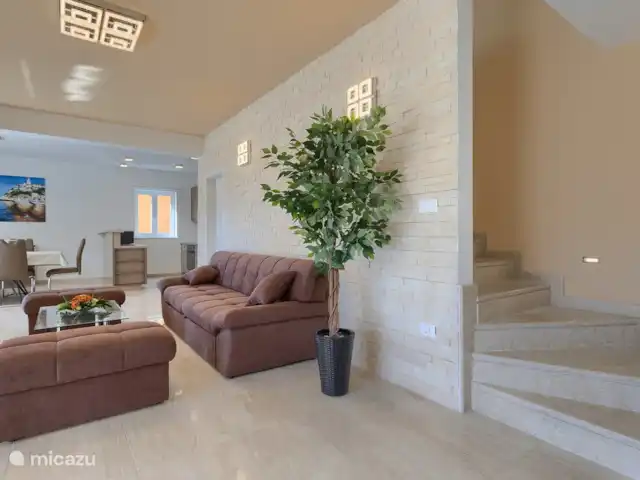 Villa Ripenda en Croacia, Istria, Labin - villa Escaleras de subida