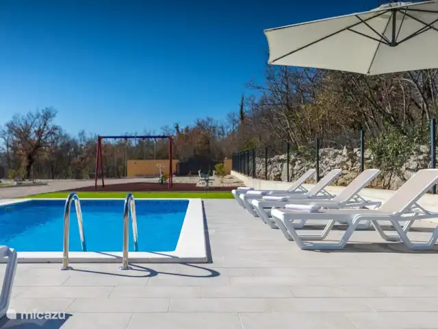 Villa Ripenda en Croacia, Istria, Labin - villa piscina