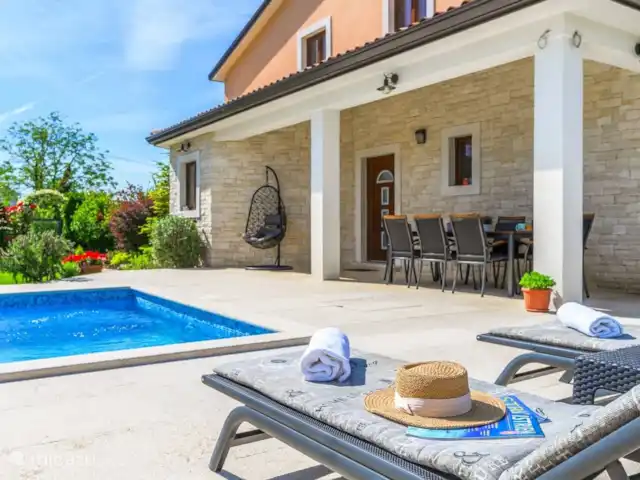 Villa SA-RA en Croacia, Istria, Brtonigla - villa veranda