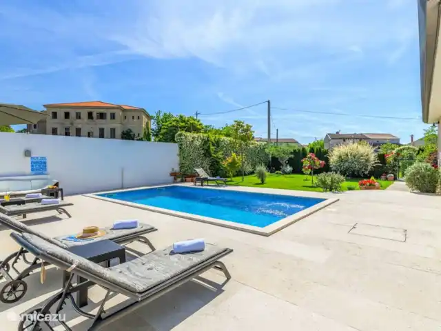 Villa SA-RA en Croacia, Istria, Brtonigla - villa piscina