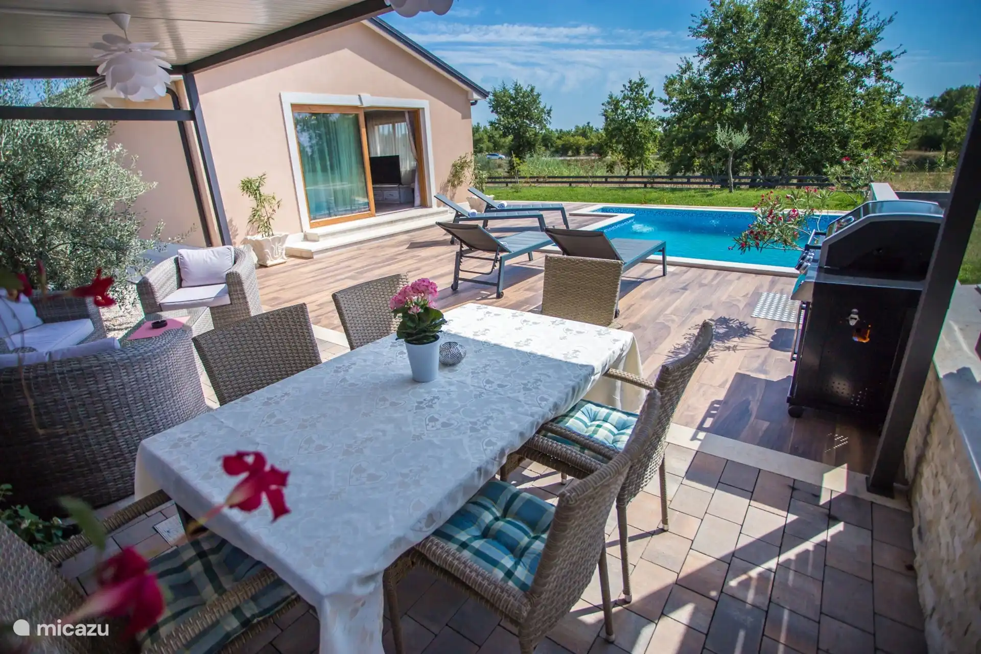 Tisch für den Außenbereich