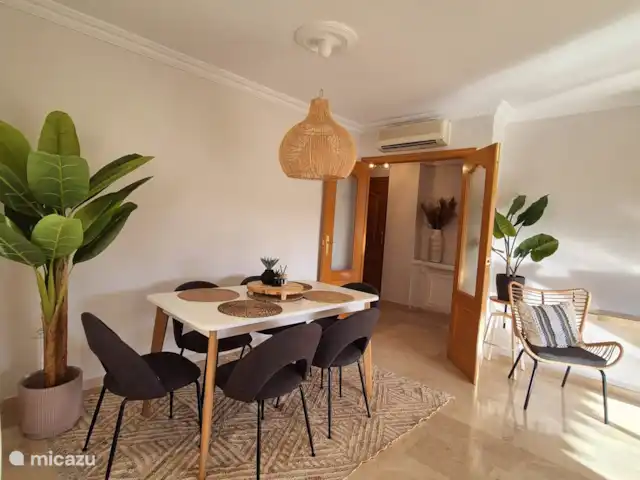 Plage de 400m + terrain de padel + 2 piscines | Espagne, Costa Blanca, Albir - appartement Salon-salle à manger