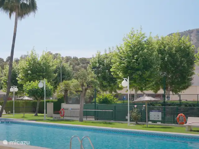 Plage de 400m + terrain de padel + 2 piscines | Espagne, Costa Blanca, Albir - appartement Grande piscine extérieure
