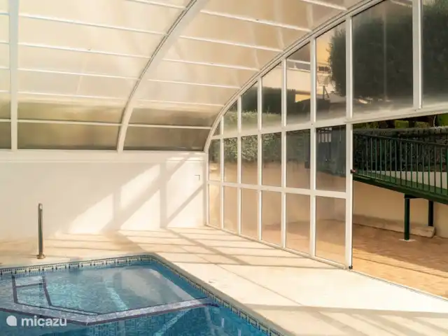 Plage de 400m + terrain de padel + 2 piscines | Espagne, Costa Blanca, Albir - appartement Piscine intérieure