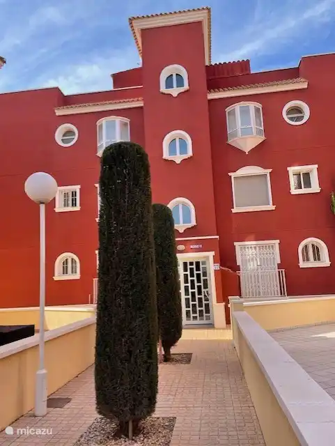 Der Eingang zum Block.