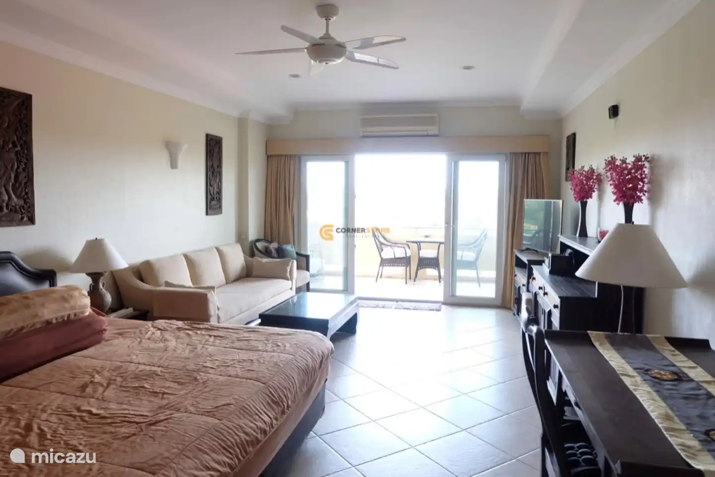 Studio aus der Küche