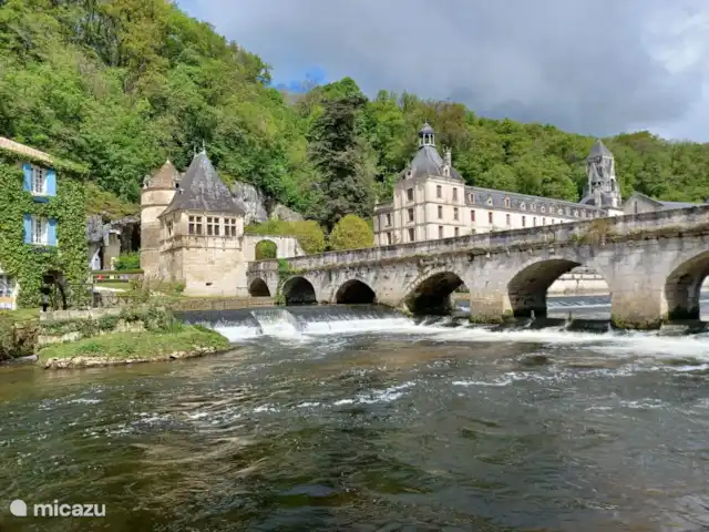 Château le Verdoyer  en Francia, Dordoña, Champs-Romain - mobil home / caravana Brantomo
