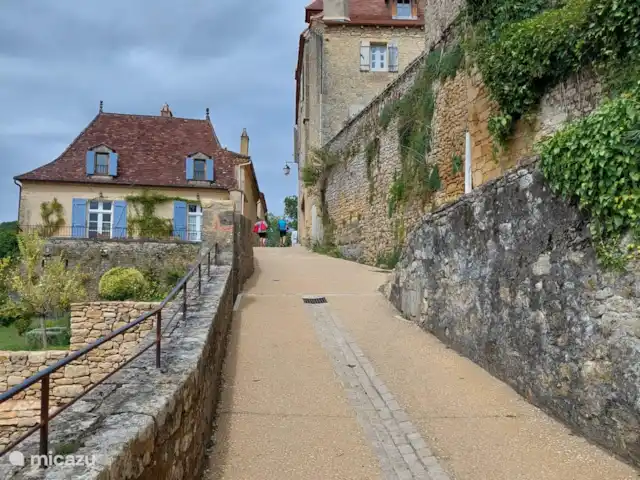 Château le Verdoyer  en Francia, Dordoña, Champs-Romain - mobil home / caravana San Emilión