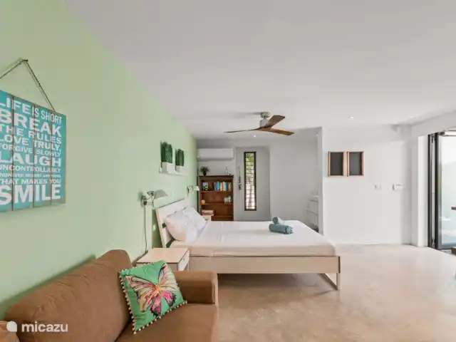 Studio spacieux près de Jan Thiel  | Curaçao, Banda Ariba (est), Brakkeput Abou - studio Le studio est équipé de la climatisation et dispose d’un ventilateur de plafond.
