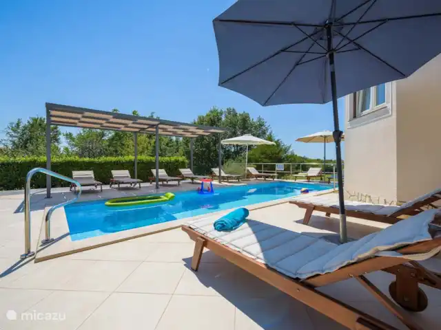 Villa Sara en Croacia, Istria, Porec - villa piscina