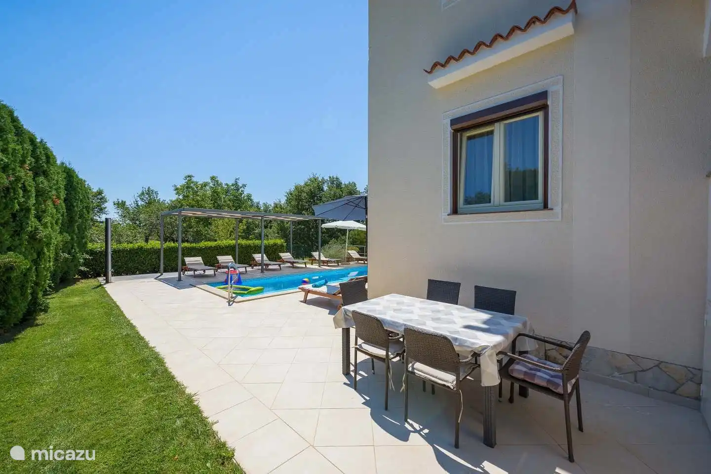 Tisch für den Außenbereich