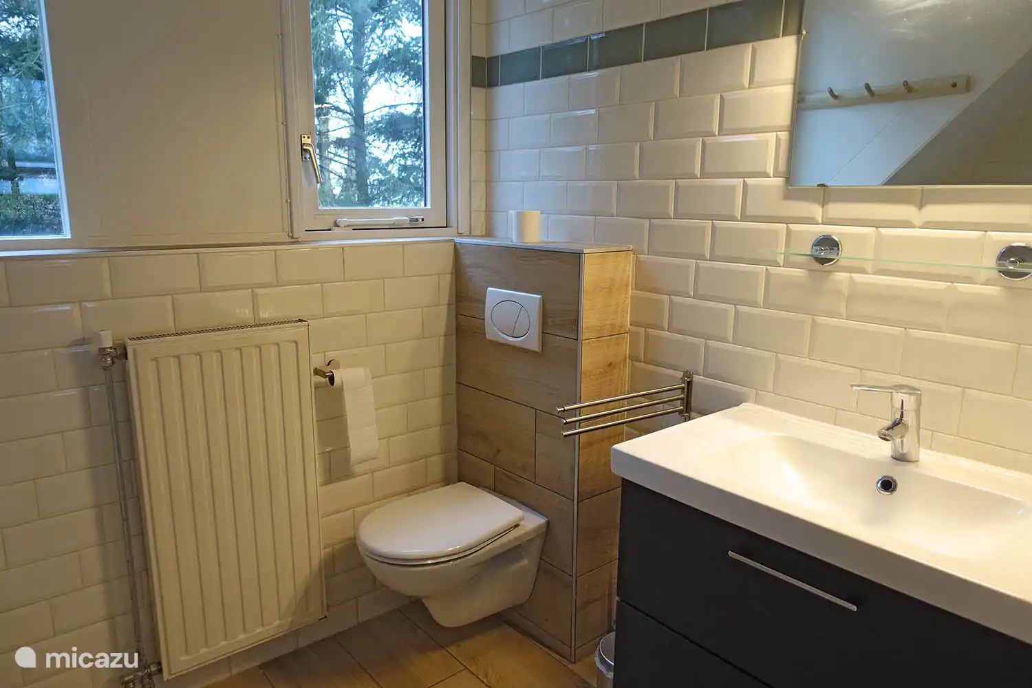 Berg & Bos Haus B&B13, Badezimmer oben