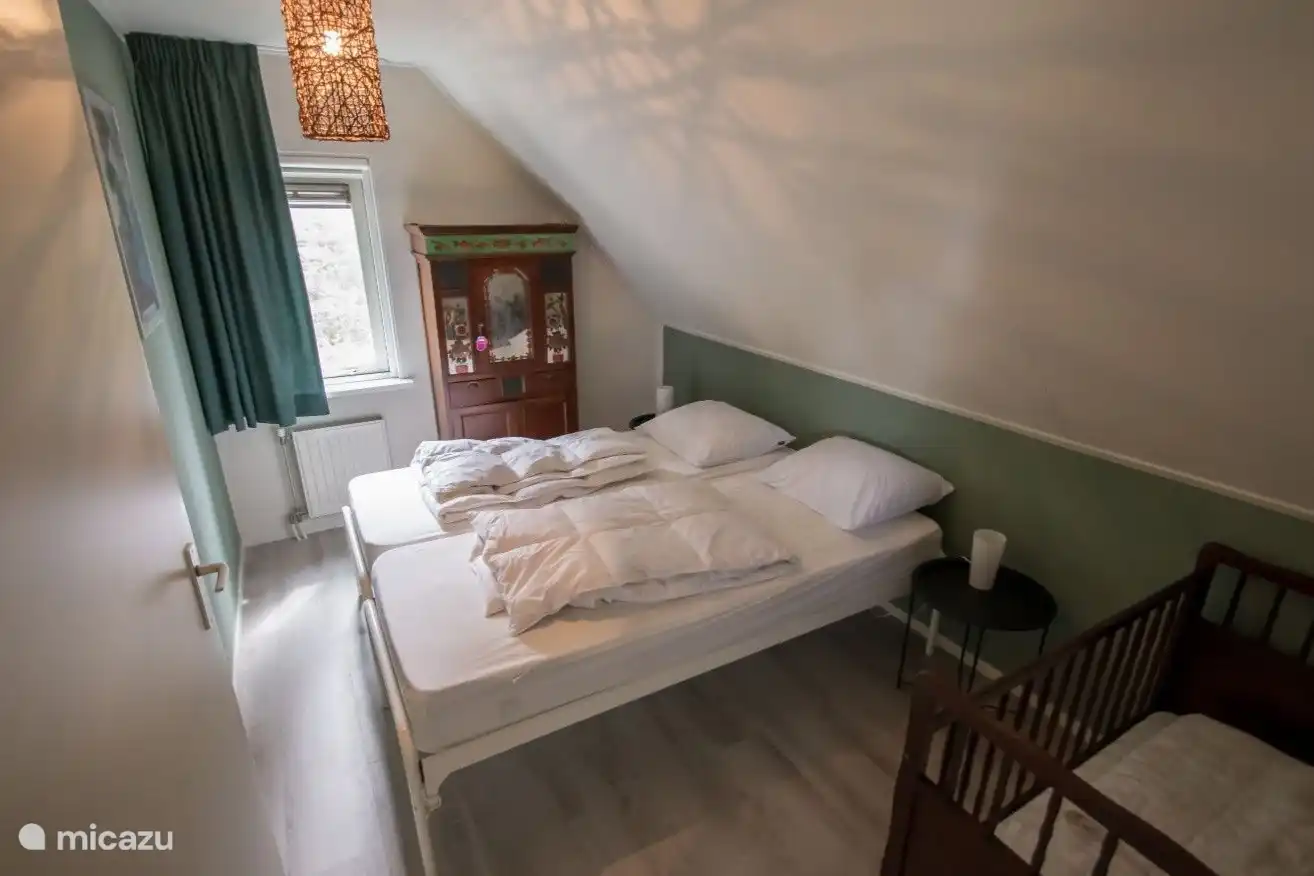 Berg & Bos Haus B&B13, fast 4 identische Schlafzimmer im Obergeschoss