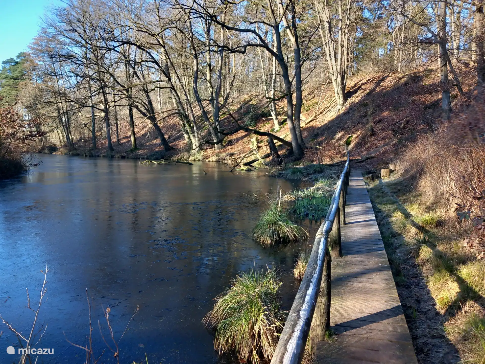 Berg & Bos House B&B15 spazieren entlang der Regge