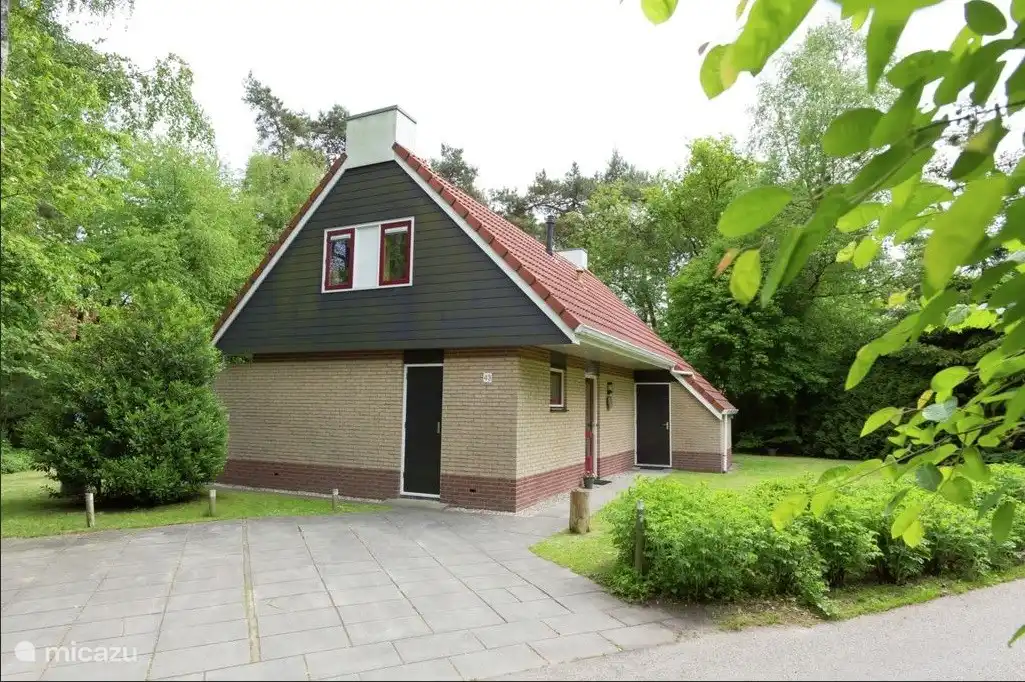 Berg- und Waldhaus B&B43, Frontansicht