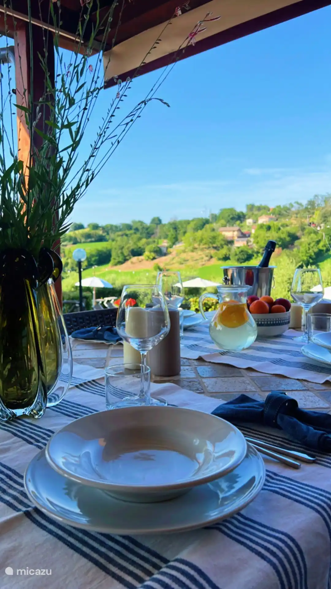 Mittagessen auf der Terrasse