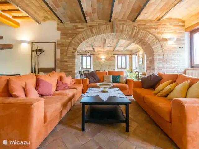 Maison de campagne de Collerovere  | Italie, Marche, Sant'Angelo in Pontano - villa Le salon