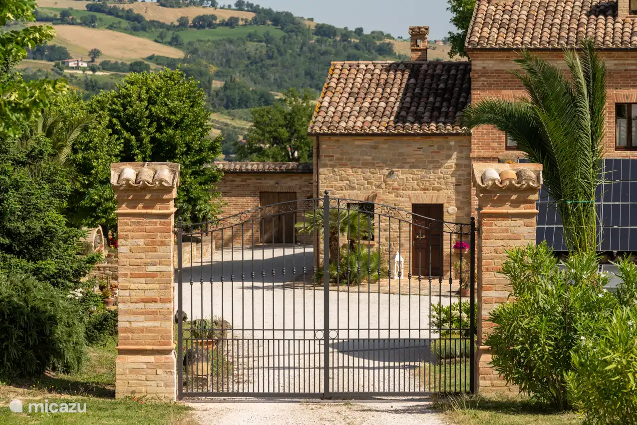 Der Eingang zum Haus