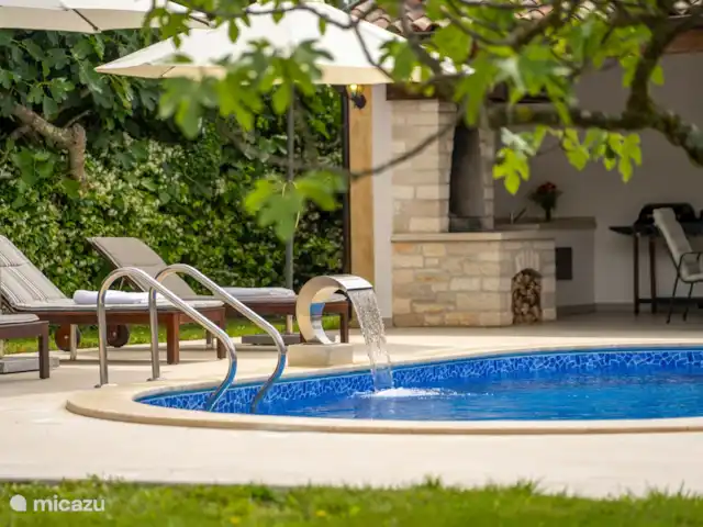 villa en Croacia, Istria, Zminj – Villa Stauri piscina