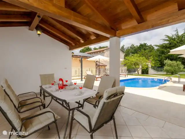 villa en Croacia, Istria, Zminj – Villa Stauri veranda