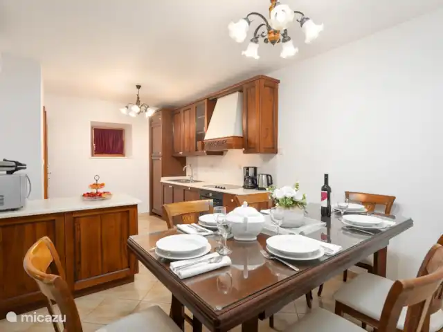 villa en Croacia, Istria, Zminj – Villa Stauri Mesa de comedor