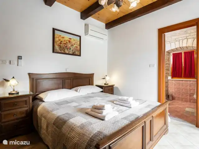 villa en Croacia, Istria, Zminj – Villa Stauri dormitorio