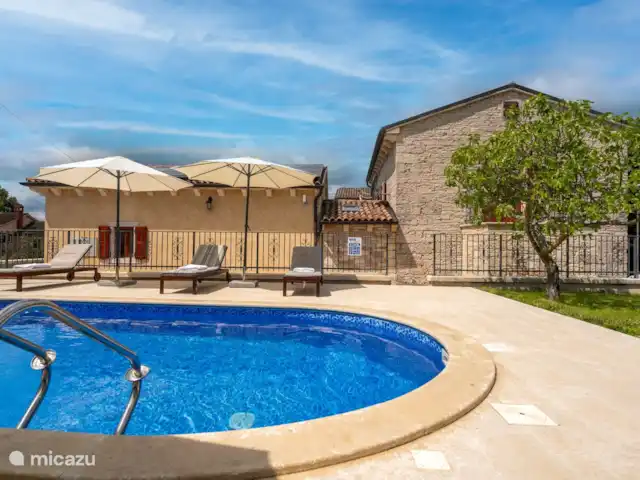 villa en Croacia, Istria, Zminj – Villa Stauri piscina